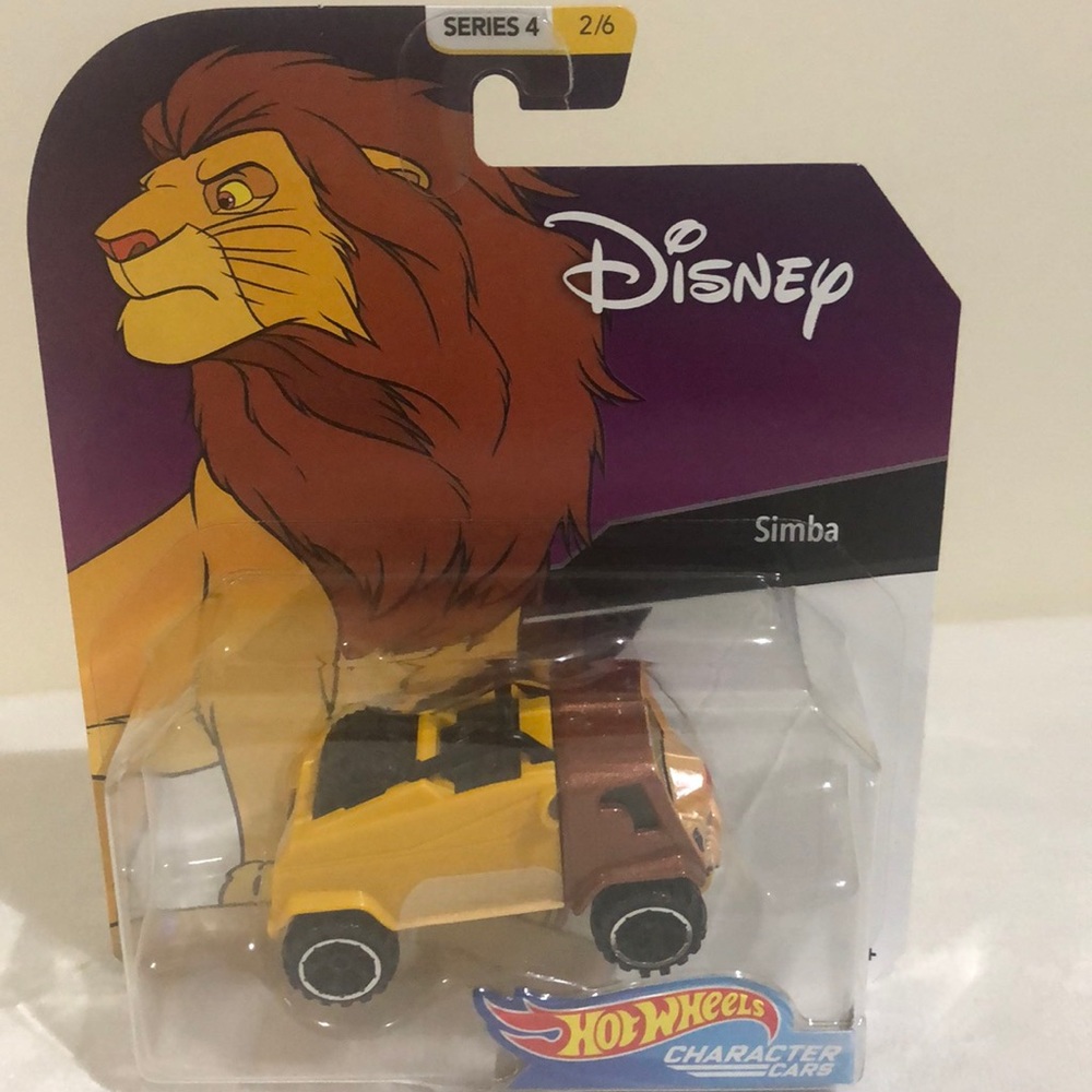 Hot Wheels Disney Lion King Simba Character Car